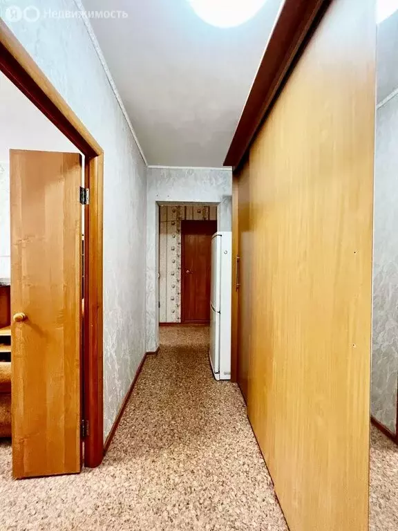 3-комнатная квартира: Калтан, улица Дзержинского, 61/1 (68 м) - Фото 0