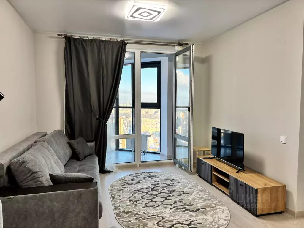 3-к кв. Свердловская область, Екатеринбург ул. Одинарка, 6 (68.3 м) - Фото 1