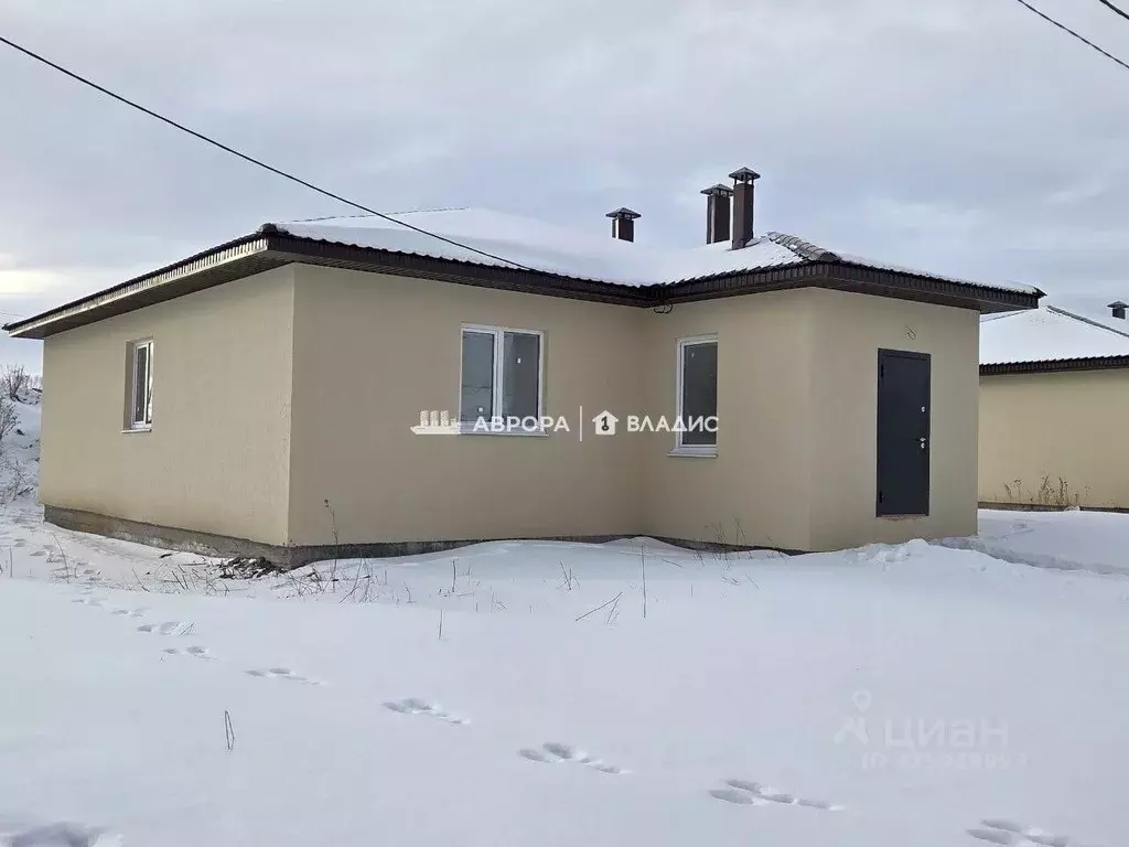 Дом в Челябинская область, Магнитогорск ул. Актерская (120 м) - Фото 1