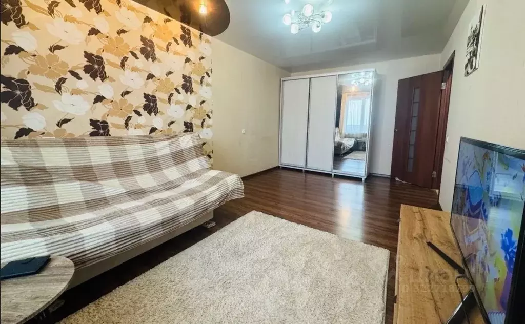 1-к кв. Кировская область, Киров ул. Ивана Попова, 60к1 (32.6 м) - Фото 1