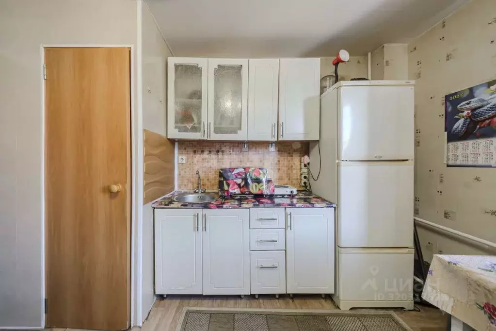 Комната Тюменская область, Тюмень Олимпийская ул., 27 (14.2 м) - Фото 0