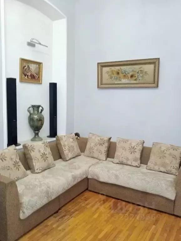 2-к кв. Северная Осетия, Владикавказ просп. Мира, 47 (76.0 м) - Фото 1