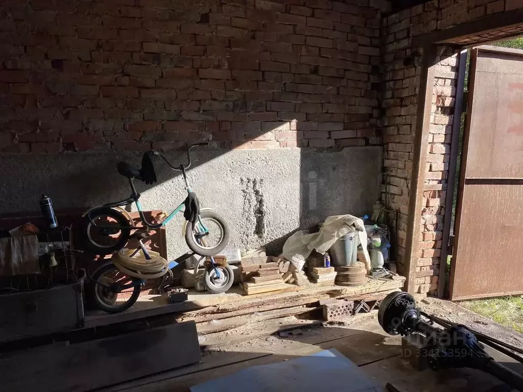 Гараж в Тюменская область, Тюмень ул. Бабарынка, 61 (46 м) - Фото 1