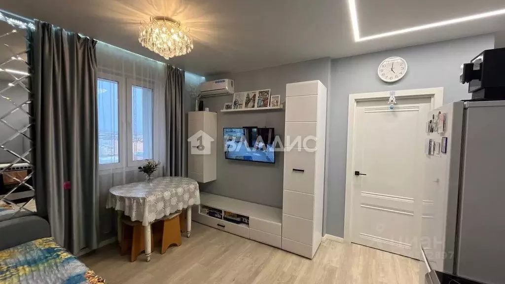 2-к кв. Бурятия, Улан-Удэ ул. Смолина, 67к2 (44.2 м) - Фото 1