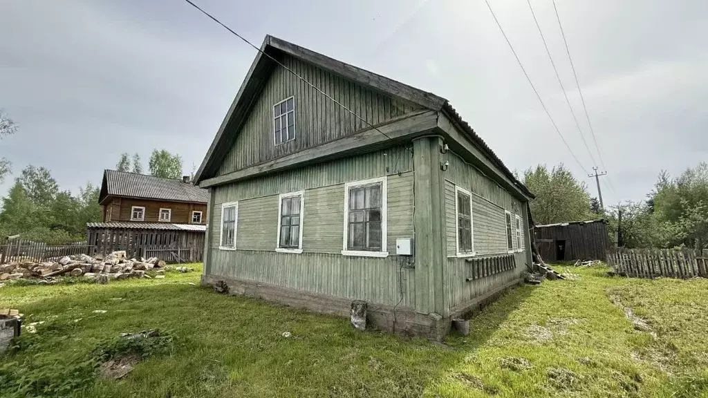 Дом в Новгородская область, Любытинский муниципальный округ, Неболчи ... - Фото 1