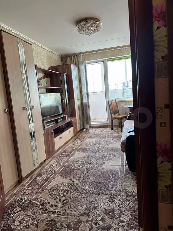 1-к. квартира, 37 м, 4/9 эт. - Фото 0