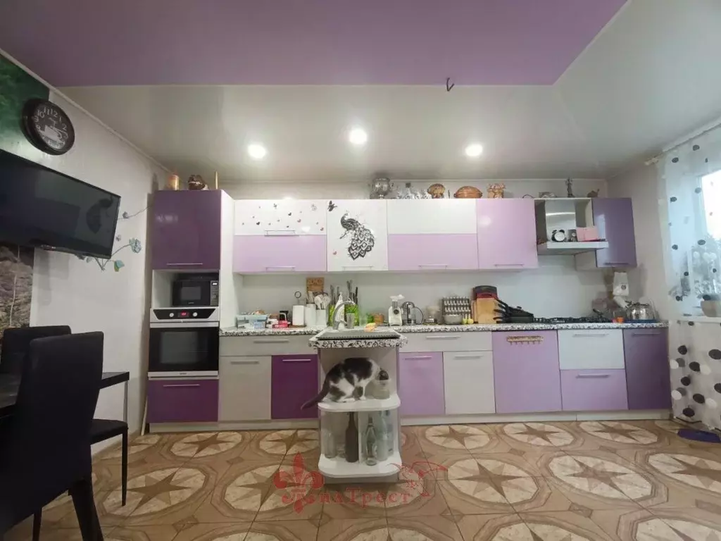 Дом в Белгородская область, Белгородский район, Крутологское с/пос, с. ... - Фото 1