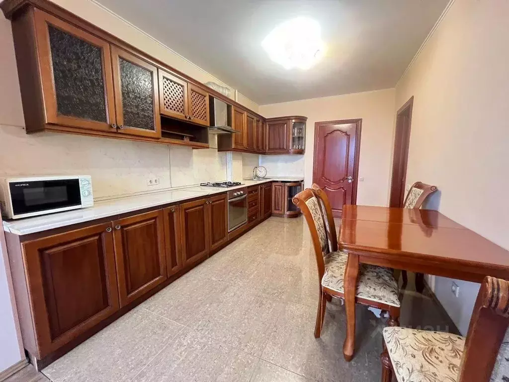 2-к кв. Башкортостан, Уфа ул. Карла Маркса, 49/1 (83.0 м) - Фото 0