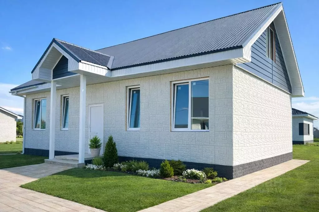 Дом в Челябинская область, Красноармейский муниципальный округ, с. ... - Фото 1