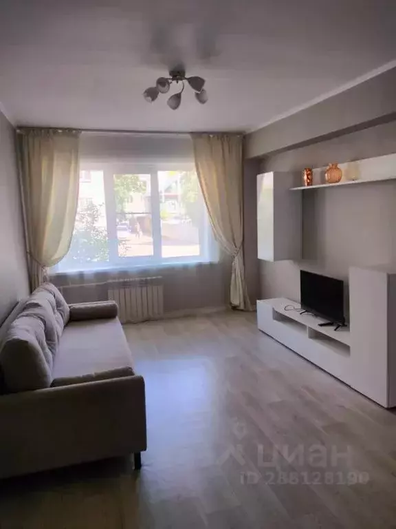2-к кв. Калужская область, Калуга ул. Баррикад, 140 (48.0 м) - Фото 0