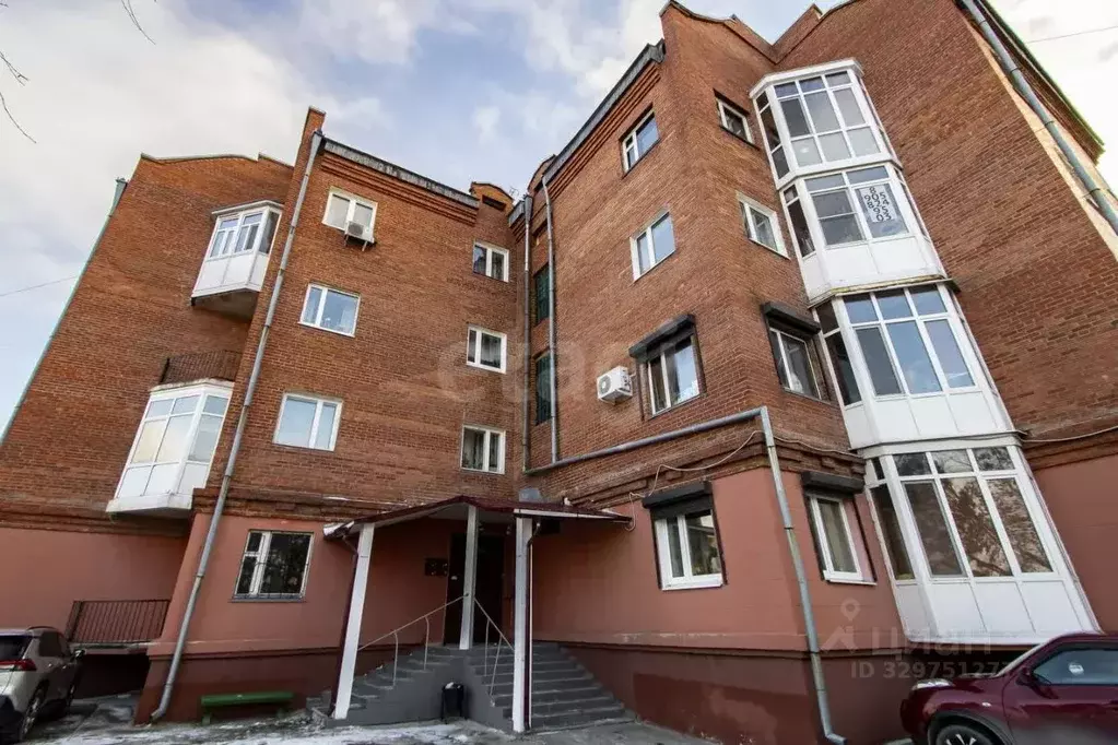 3-к кв. Тюменская область, Тюмень ул. Кирова, 6 (221.8 м) - Фото 1
