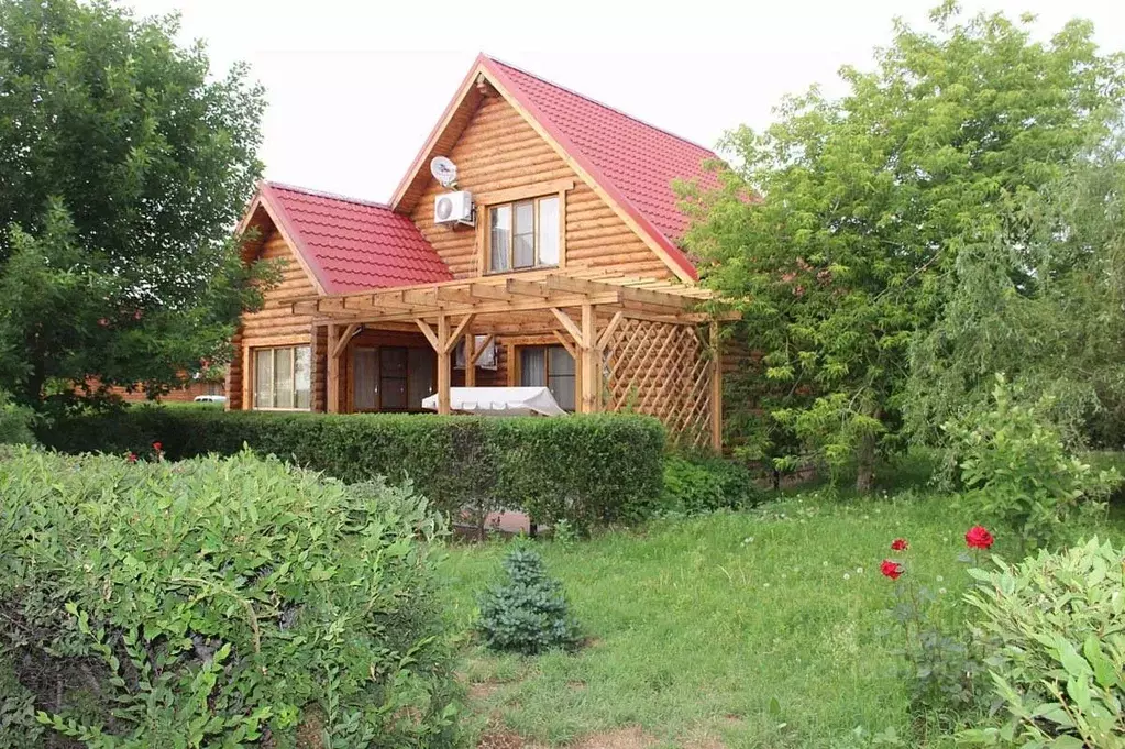 Дом в Астраханская область, Камызякский район, с. Затон ул. Береговая, ... - Фото 0