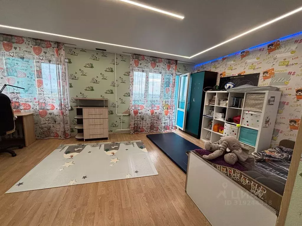 3-к кв. Башкортостан, Благовещенск ул. Чистякова, 43/1 (88.0 м) - Фото 0