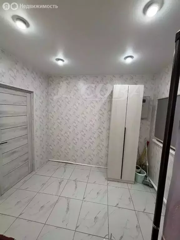 Дом в Тюменская область, Абатский муниципальный округ, деревня ... - Фото 1