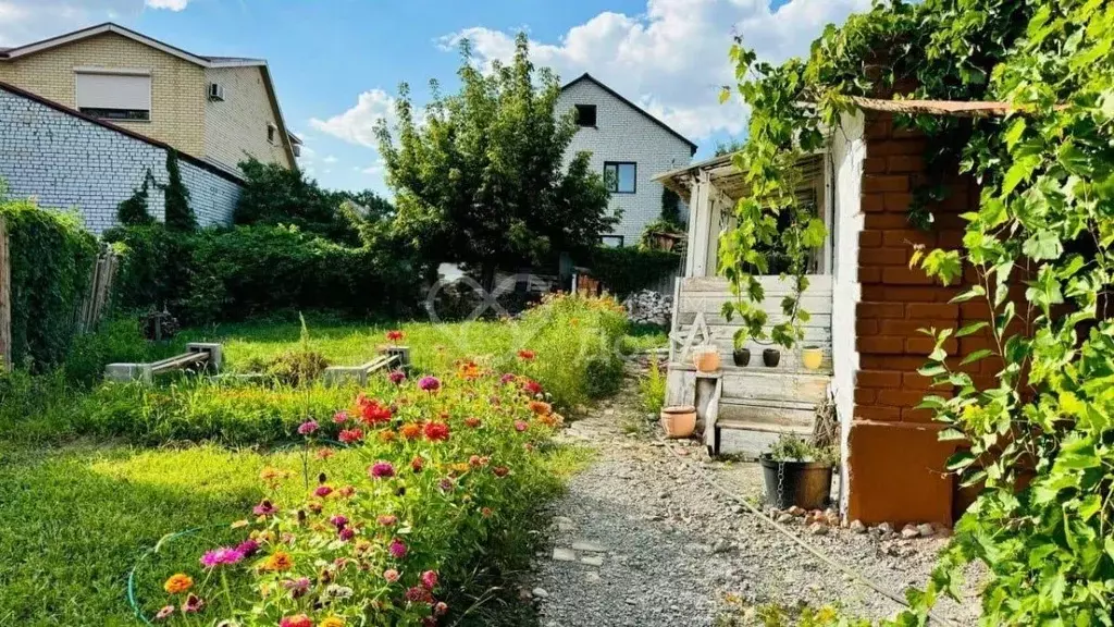 Участок в Волгоградская область, Волгоград пос. Ангарский, ул. ... - Фото 1