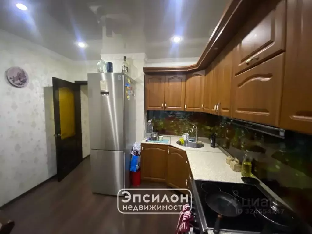 2-к кв. Курская область, Курск просп. Победы, 14 (57.39 м) - Фото 1