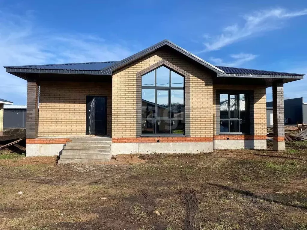 Дом в Башкортостан, Иглинский район, с. Акбердино ул. Дружбы, 14 (137 ... - Фото 1