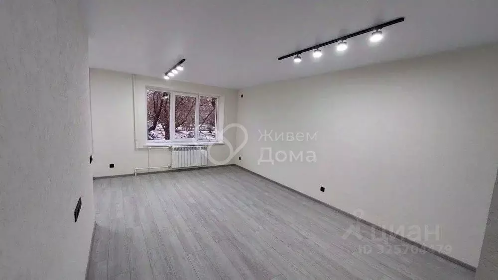1-к кв. Волгоградская область, Волжский Набережная ул., 77 (39.6 м) - Фото 1