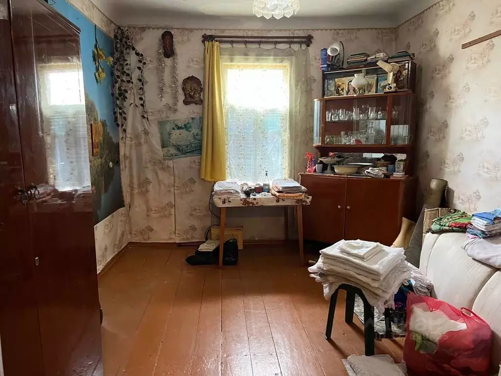 Дом в Ростовская область, Миллерово ул. Парижской Коммуны, 9 (40 м) - Фото 1