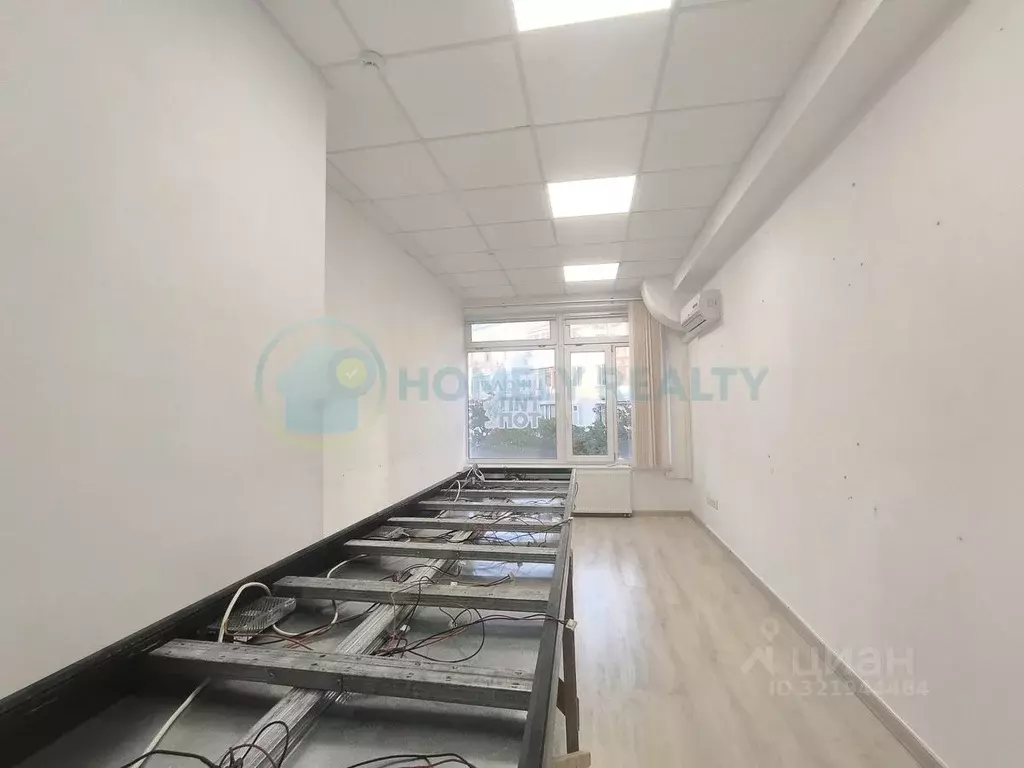 Офис в Севастополь просп. Генерала Острякова, 99А (19 м) - Фото 2