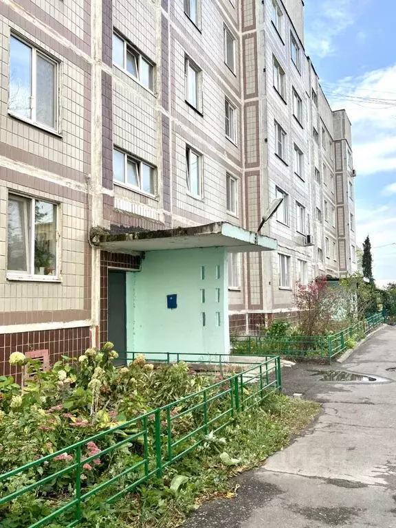 3-к кв. Московская область, Серпухов городской округ, пос. Мирный ул. ... - Фото 0