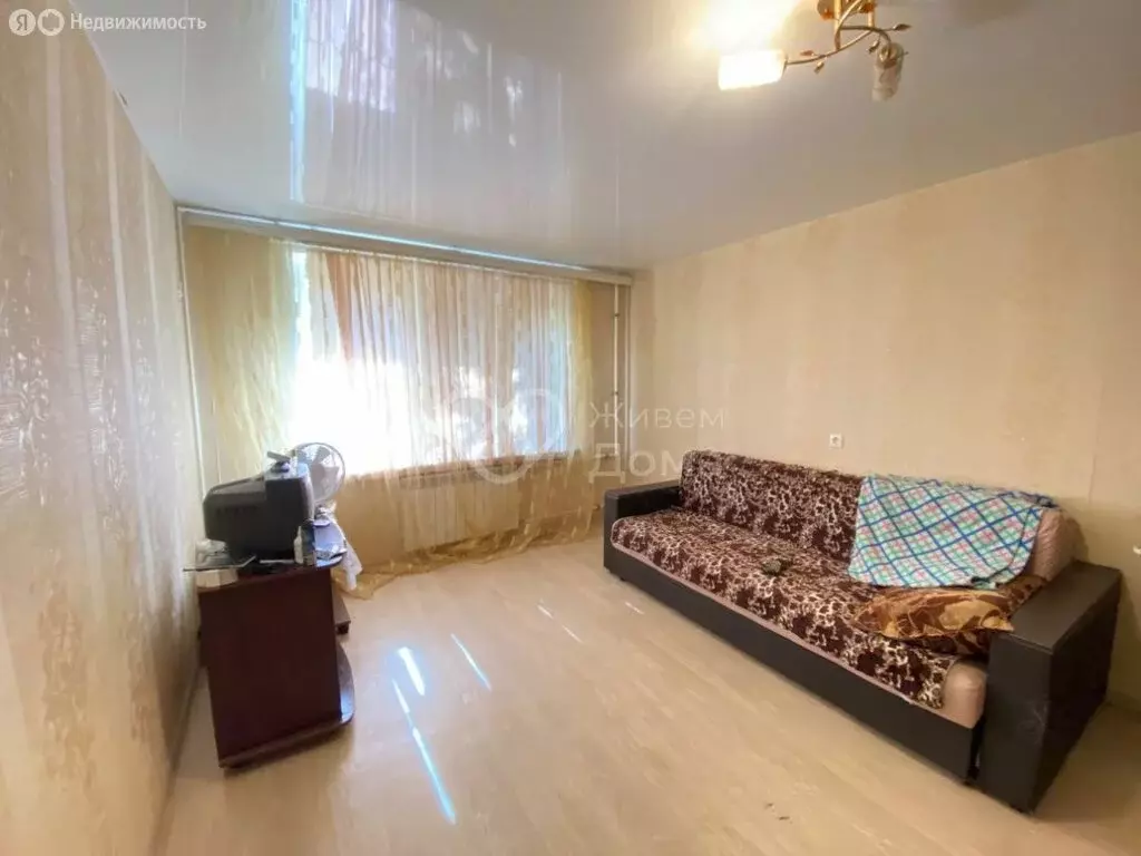 1-комнатная квартира: Волгоград, 1-я Спортивная улица, 15 (34.1 м) - Фото 0