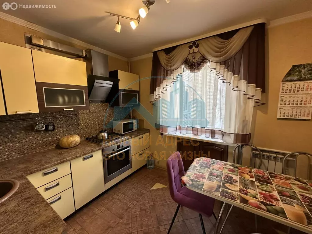 3-комнатная квартира: Муром, улица Воровского, 71 (60 м) - Фото 0