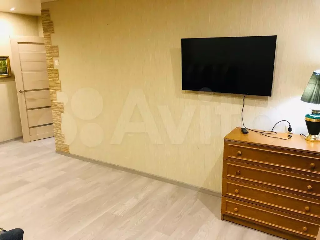 3-к. квартира, 60 м, 2/9 эт. - Фото 1