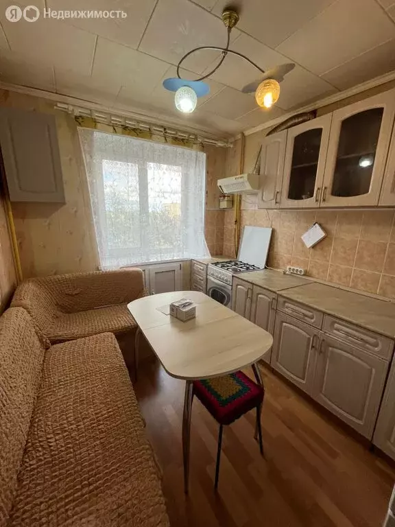 3-комнатная квартира: Ясный, Юбилейная улица, 1 (60 м) - Фото 1