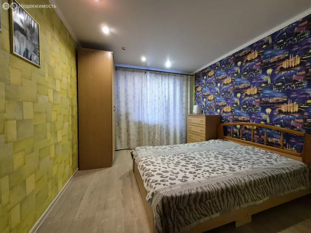 4-комнатная квартира: Стерлитамак, проспект Октября, 18 (61 м) - Фото 2