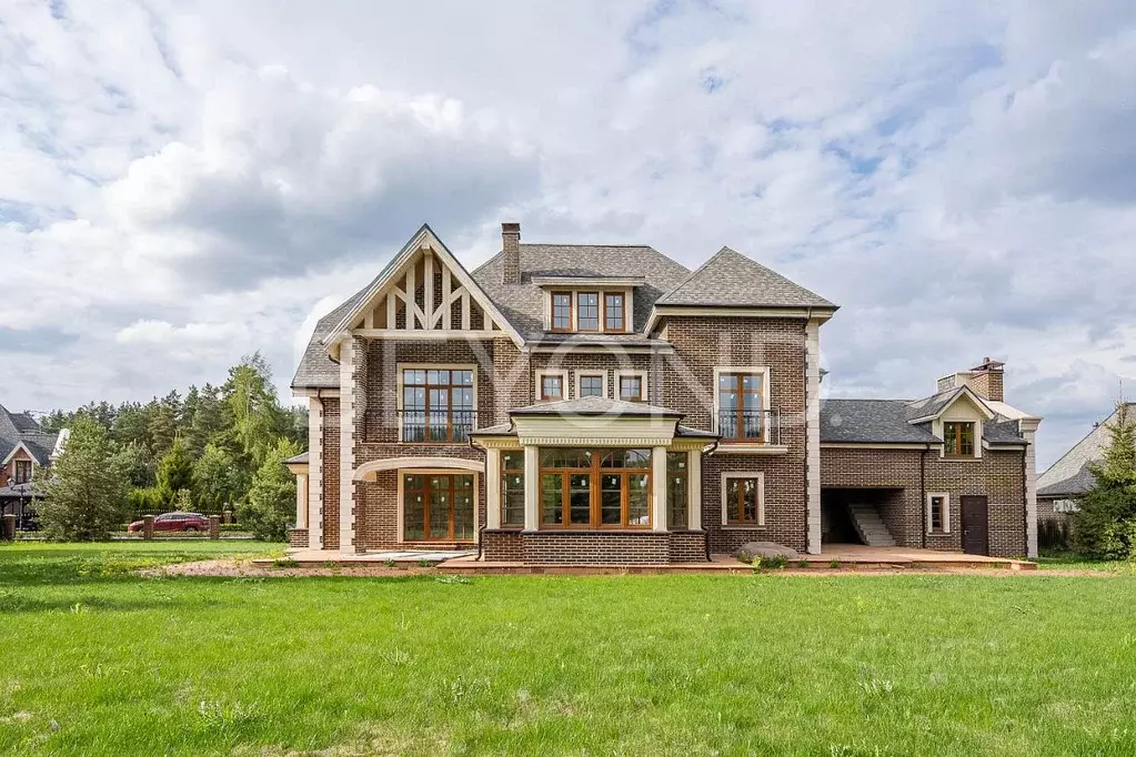 Дом в Ленинградская область, Всеволожский район, Бугровское городское ... - Фото 2