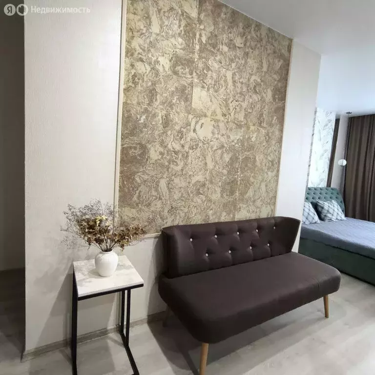 Квартира-студия: Екатеринбург, улица Энтузиастов, 36Б (51 м) - Фото 1