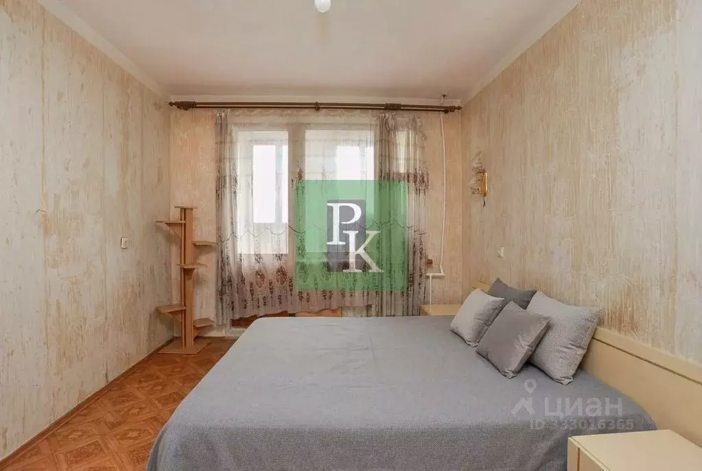 3-к кв. Севастополь ул. Астана Кесаева, 5/5 (79.6 м) - Фото 1