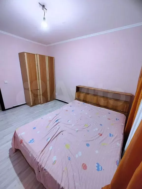 2-к. квартира, 60 м, 2/5 эт. - Фото 0