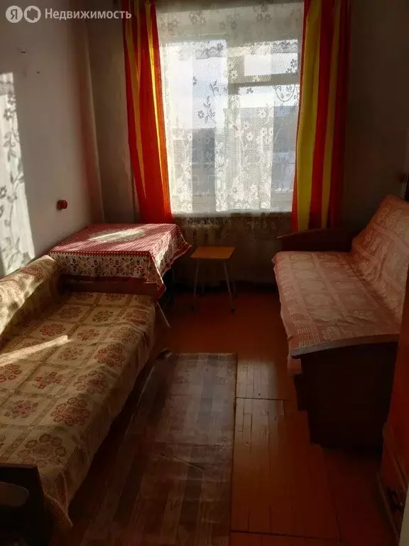 3-комнатная квартира: Еманжелинск, улица Шахтёра, 28 (62 м) - Фото 0