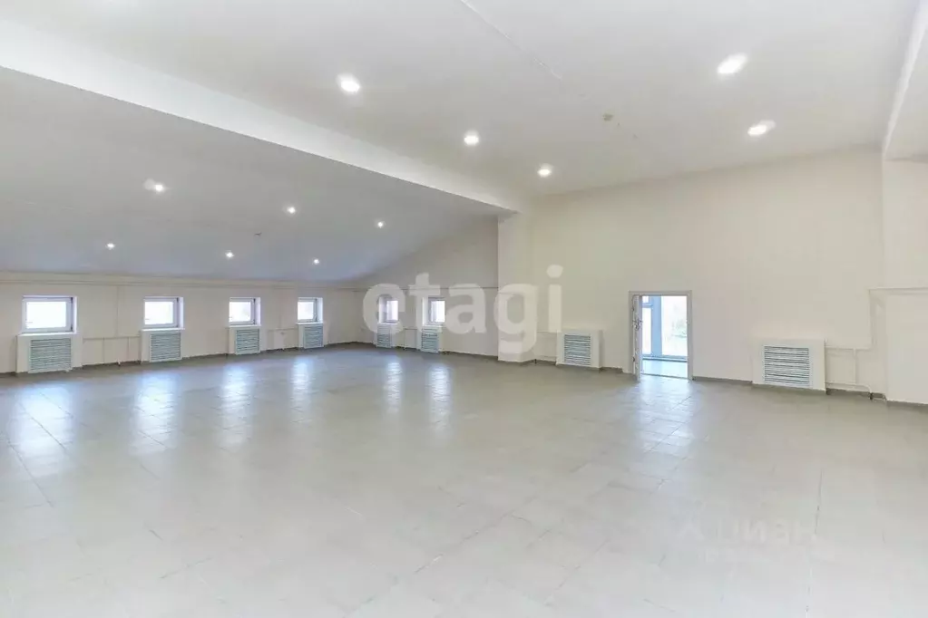 Офис в Тюменская область, Тюмень Одесская ул., 32 (132 м) - Фото 1