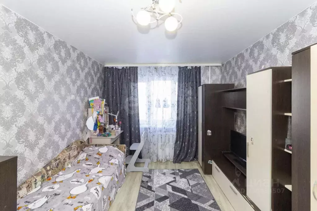 2-к кв. Тюменская область, Тюмень ул. Станционная, 16А (45.2 м) - Фото 0