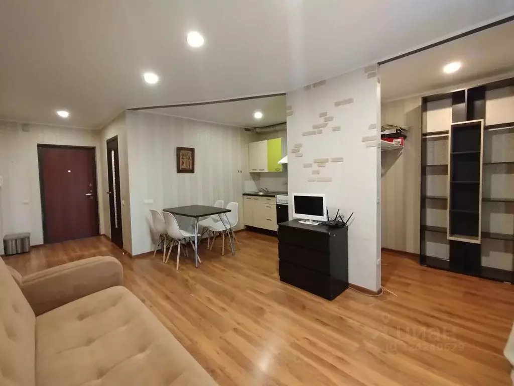 Студия Тюменская область, Тюмень ул. Ю.-Р.Г. Эрвье, 30к4 (31.0 м) - Фото 1