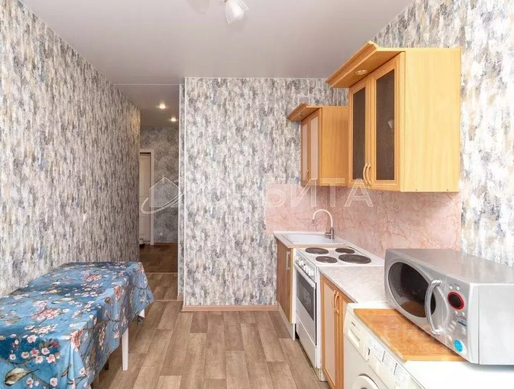 1-к кв. Тюменская область, Тюмень ул. Героев Космоса, 11 (35.2 м) - Фото 1