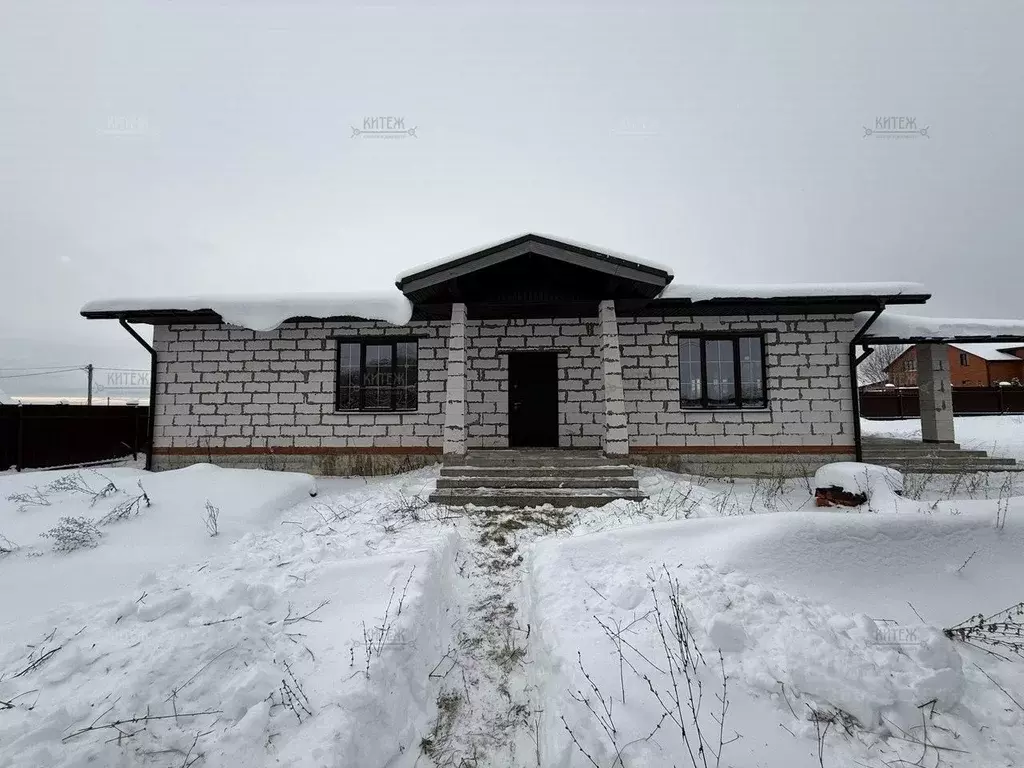 Дом в Калужская область, Калуга городской округ, д. Петрово  (149 м) - Фото 1