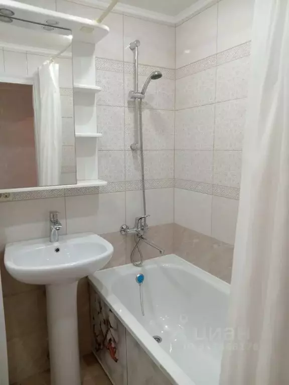 1-к кв. Самарская область, Тольятти просп. Степана Разина, 48 (32.0 м) - Фото 1