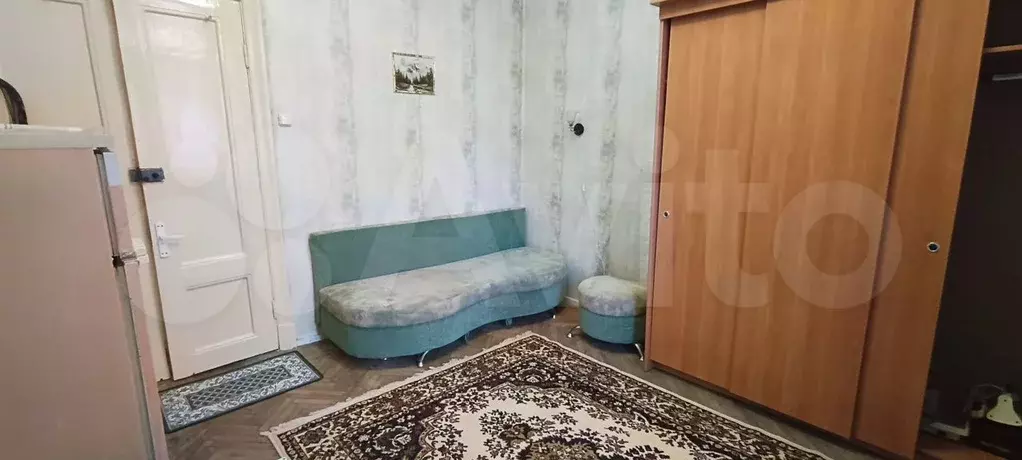 Комната 14 м в 3-к., 3/3 эт. - Фото 0