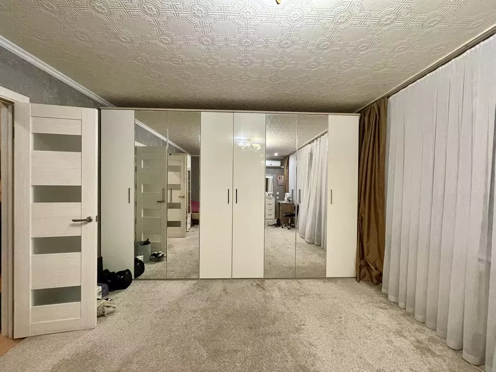 Продаётся 2-к квартира, 65 м - Фото 0