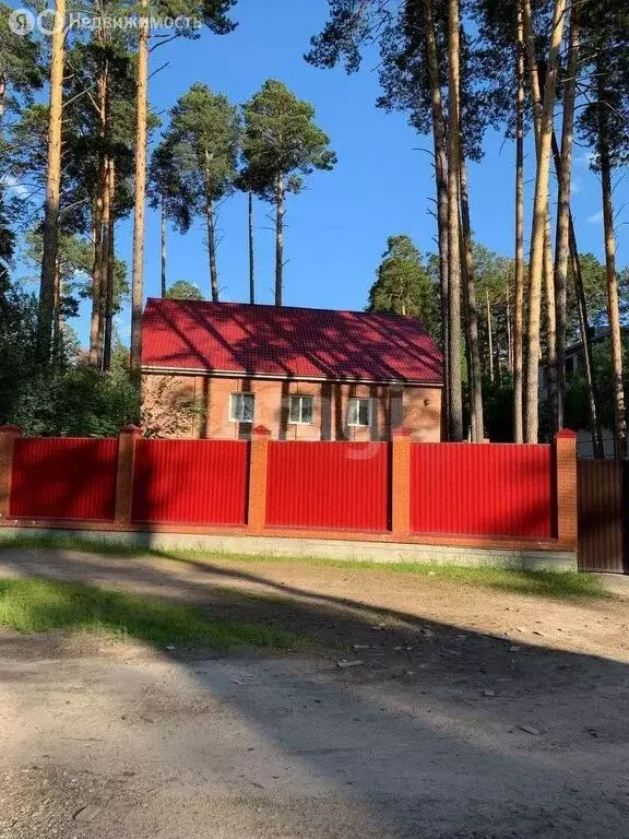 Дом в село Тимирязевское, Кооперативная улица (192 м) - Фото 0