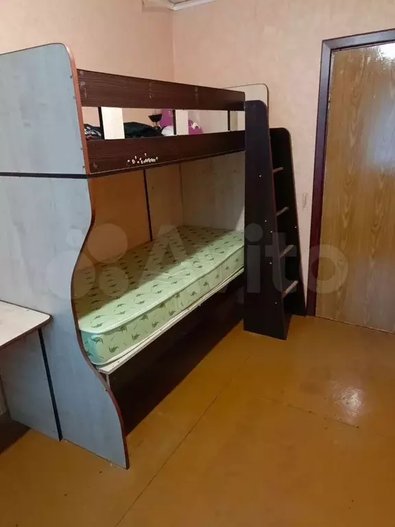 Комната 10,3 м в 3-к., 1/5 эт. - Фото 1