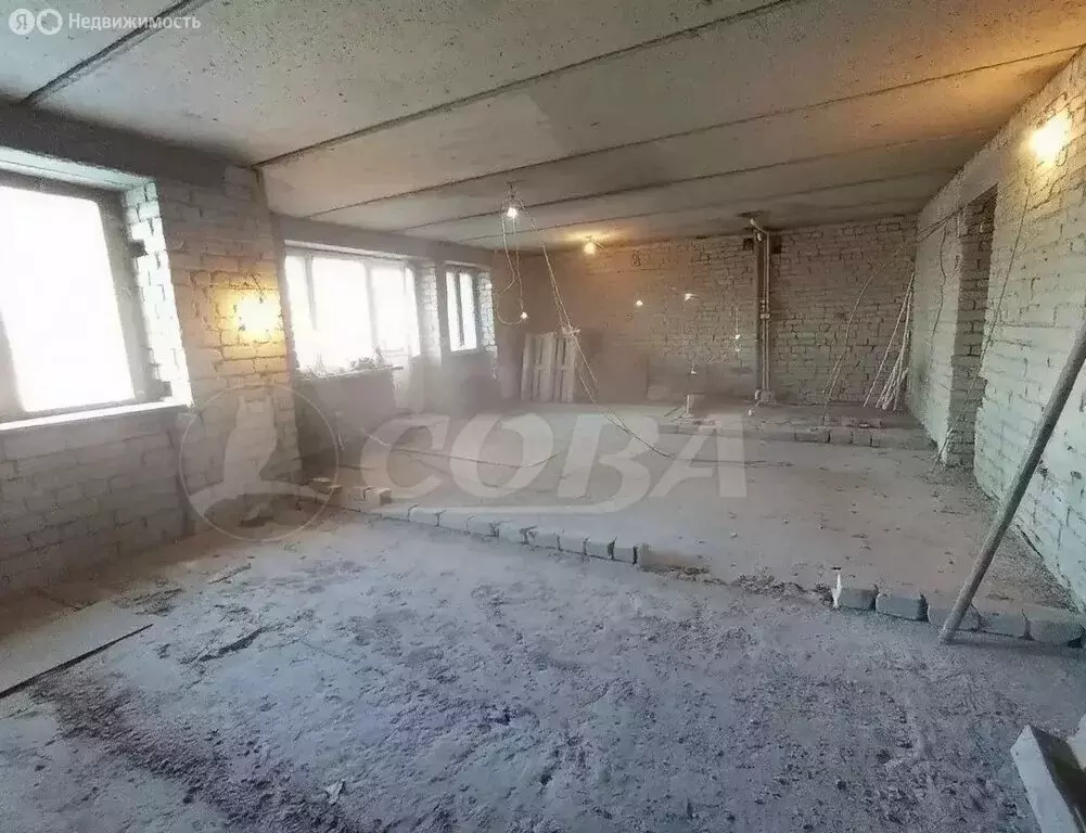 2-комнатная квартира: Тюмень, улица Николая Чаплина, 123 (40 м) - Фото 2