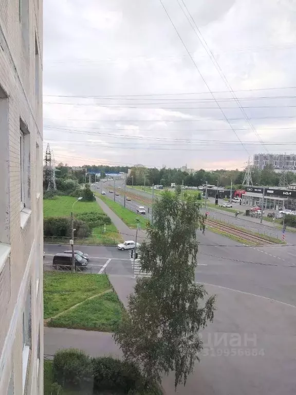 3-к кв. Санкт-Петербург ул. Передовиков, 37 (73.8 м) - Фото 0