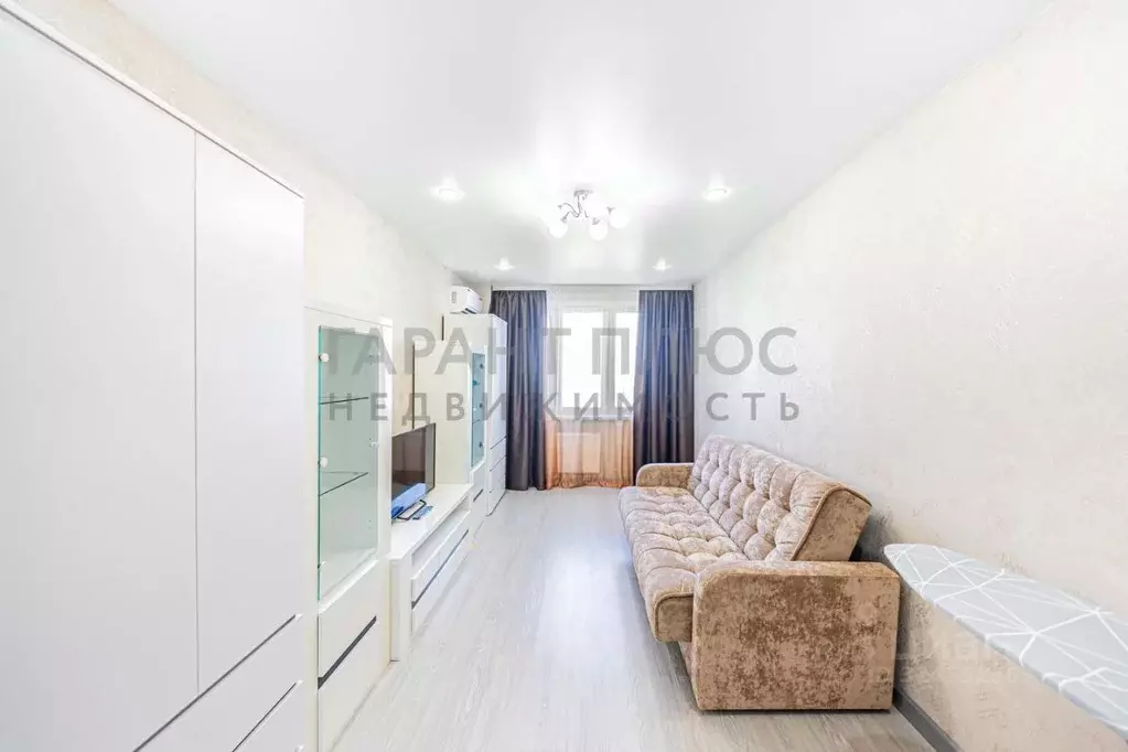 2-к кв. Липецкая область, Липецк ул. И.В. Свиридова, 22к2 (60.0 м) - Фото 0