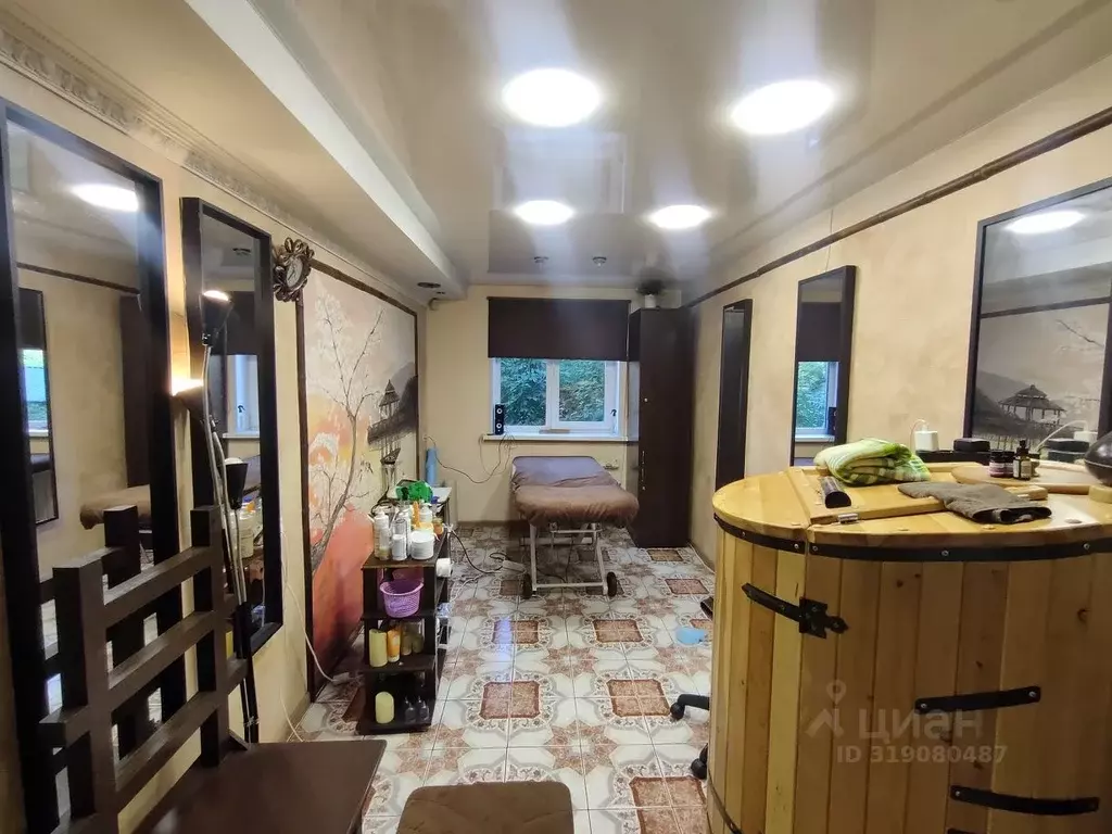 Помещение свободного назначения в Алтайский край, Барнаул ул. Союза ... - Фото 1