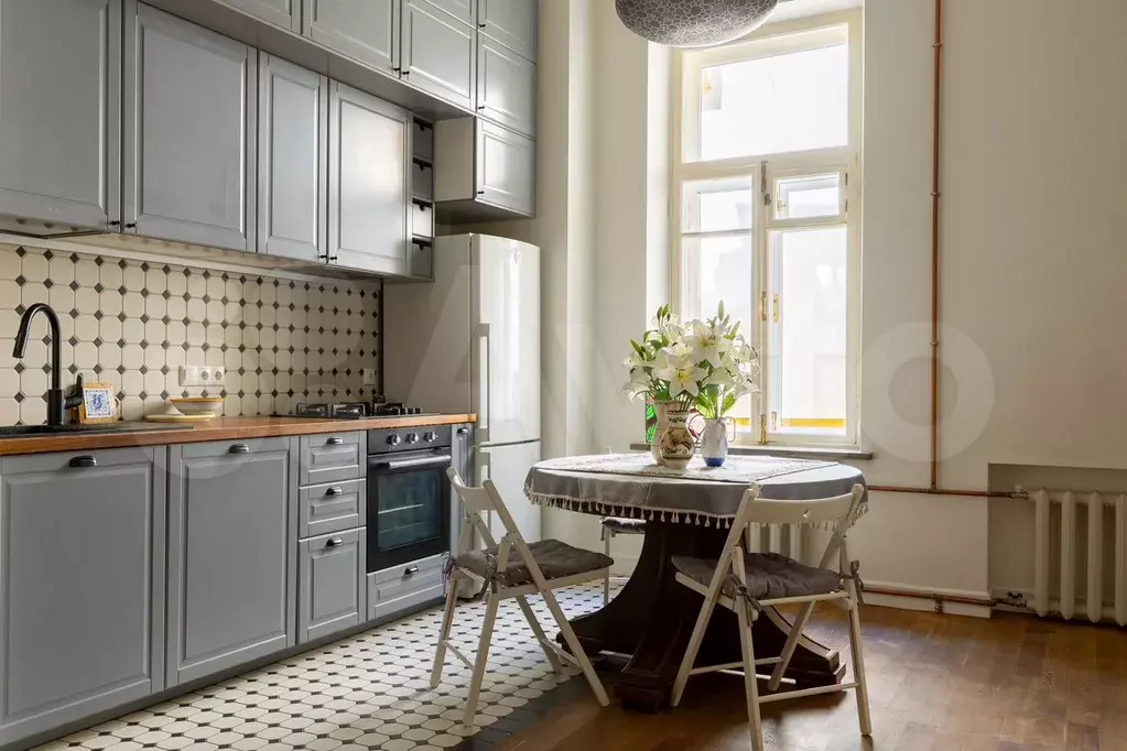 2-к. квартира, 92 м, 3/3 эт. - Фото 0